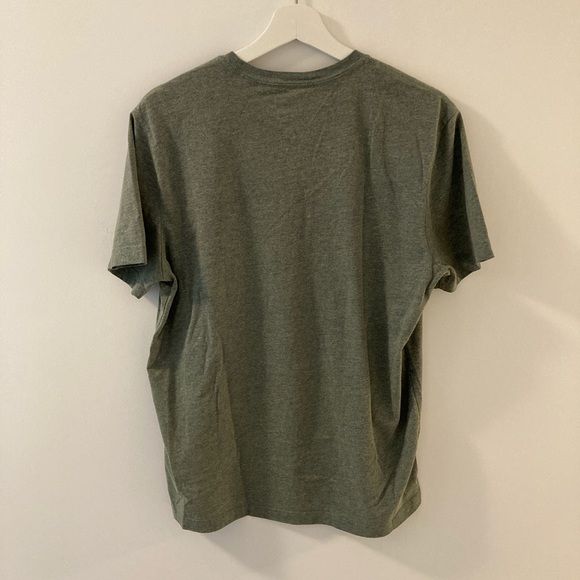 Tommy Hilfiger T-shirt - Picture 2 of 2